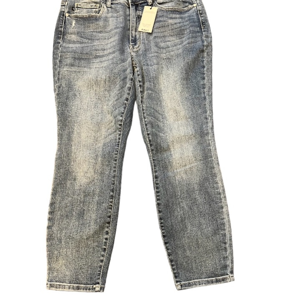 Judy Blue Washed Light Blue Straight Leg Jeans